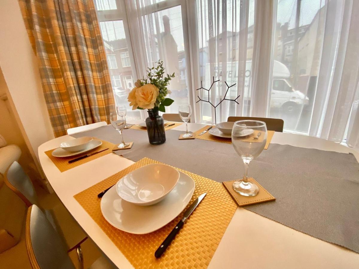 Blackpool Abode - The Buttercup Suite Zewnętrze zdjęcie